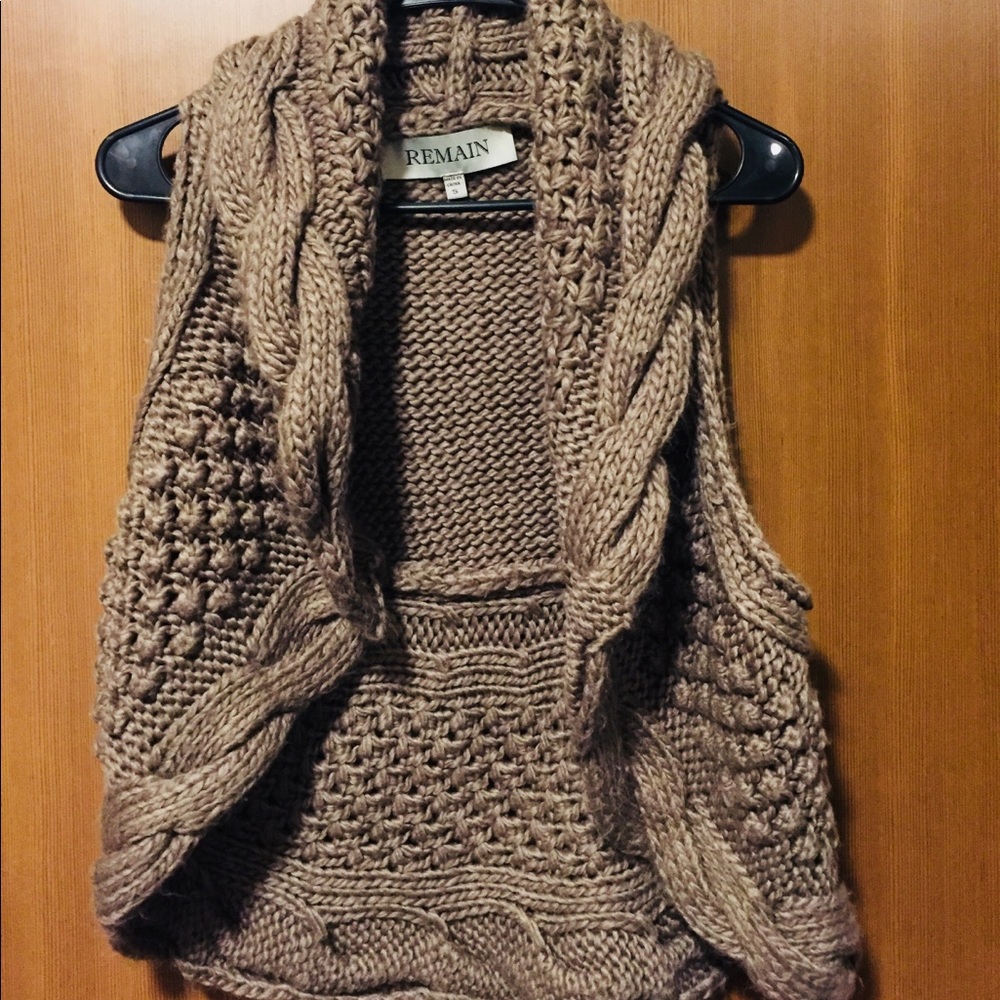 Sweater Vest